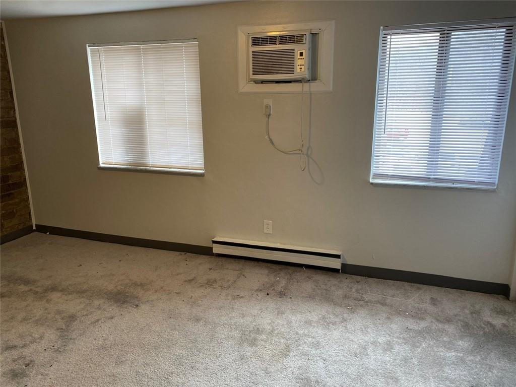 500 Milltown Road, Unit 506 New Kensington, PA 15068 - Photo 16 of 23 an empty room with windows
