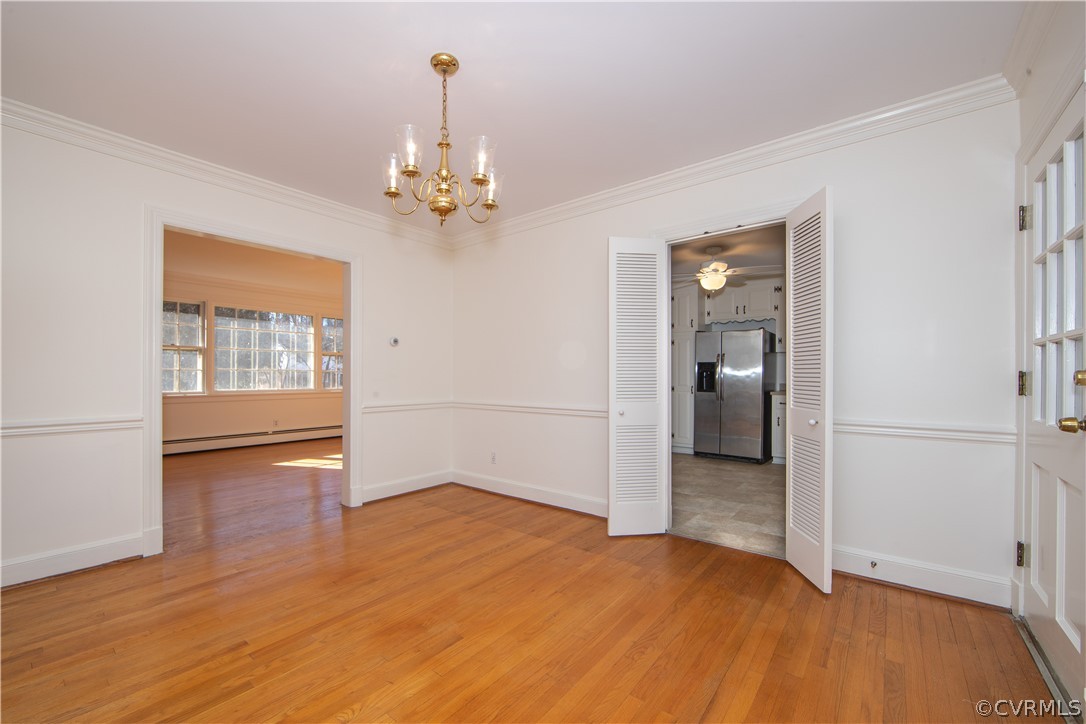 8240 Halstead Road Richmond, VA 23235 - Photo 4 of 35 Formal dining room is central to living room, kitchen and Florida room!