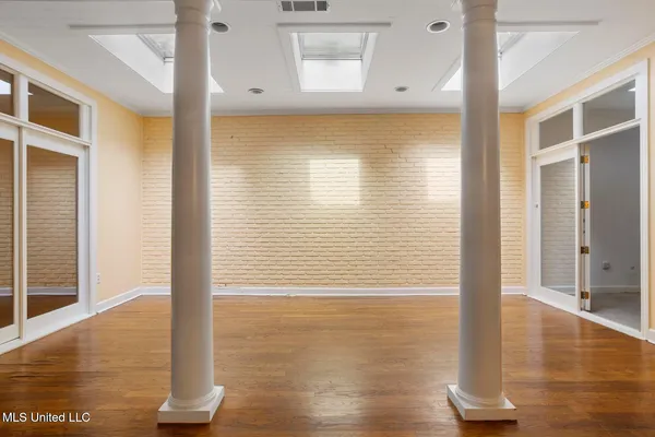 $2,900 | 246 Eastbrooke Street, Jackson, MS 39216