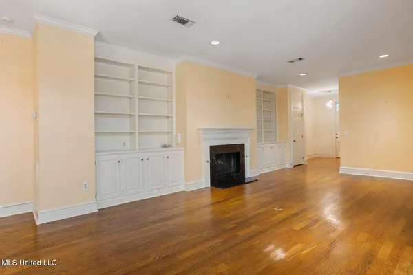 $2,900 | 246 Eastbrooke Street, Jackson, MS 39216