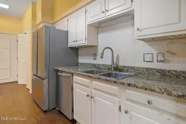 $2,900 | 246 Eastbrooke Street, Jackson, MS 39216