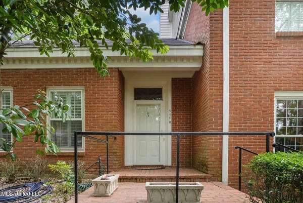 $2,900 | 246 Eastbrooke Street, Jackson, MS 39216