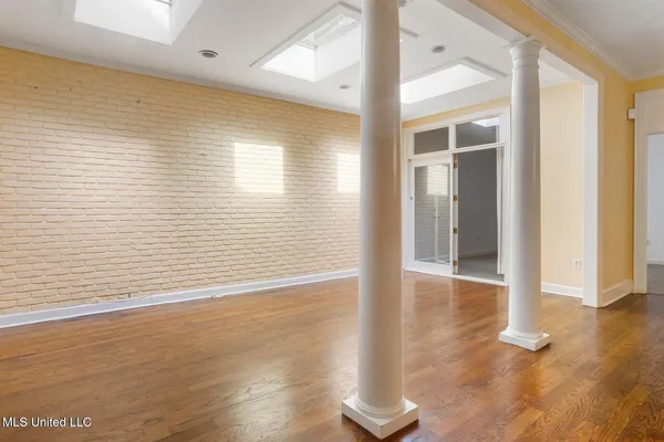 $2,900 | 246 Eastbrooke Street, Jackson, MS 39216