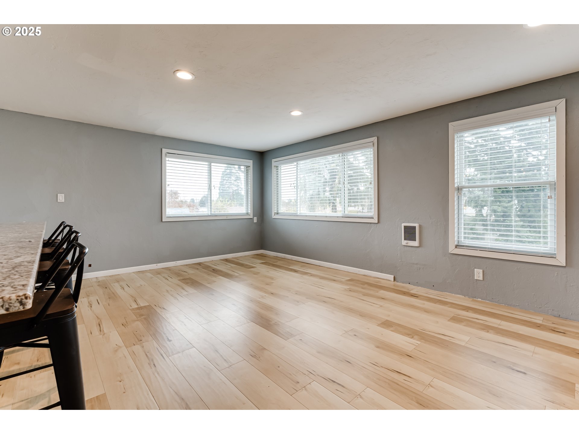2230 Viewmont Avenue Springfield, OR 97477 - Photo 33 of 40 a view of empty room with window and wooden floor