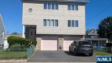 $949,999 | 33 William Street, Wallington, NJ 07057