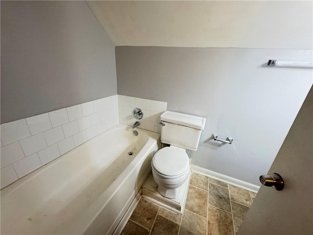 2079 Ben Hill Road Atlanta, GA 30344 - Photo 15 of 19 Gallery Image 15