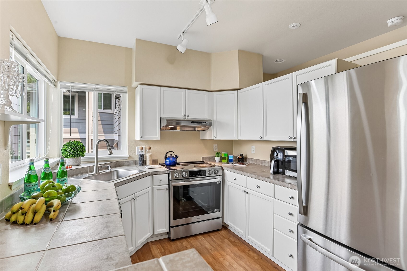 3924 243rd Place Southeast, Unit G203 Bothell, WA 98021 - Photo 9 of 30 Gallery Image 9