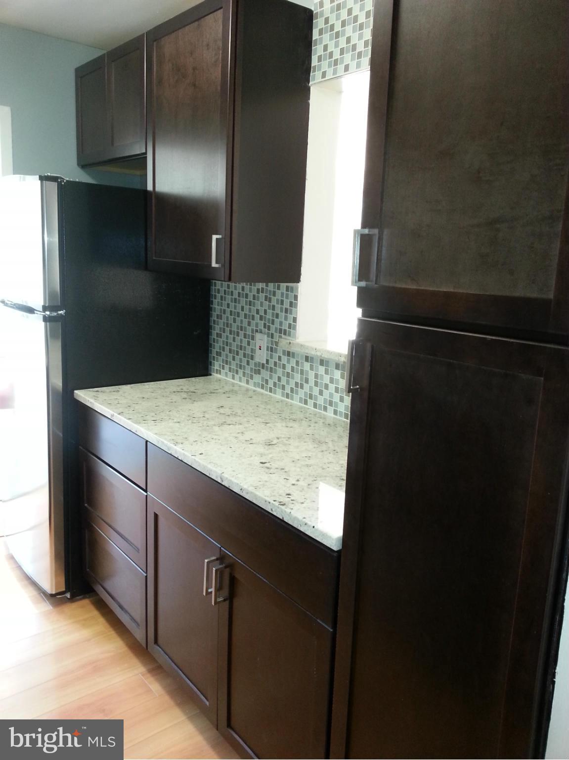 2401 H Street Northwest, Unit 204 Washington, DC 20037 - Photo 8 of 17 Kitchen