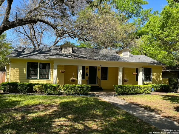 $2,850 | 137 Schreiner Place, San Antonio, TX 78212