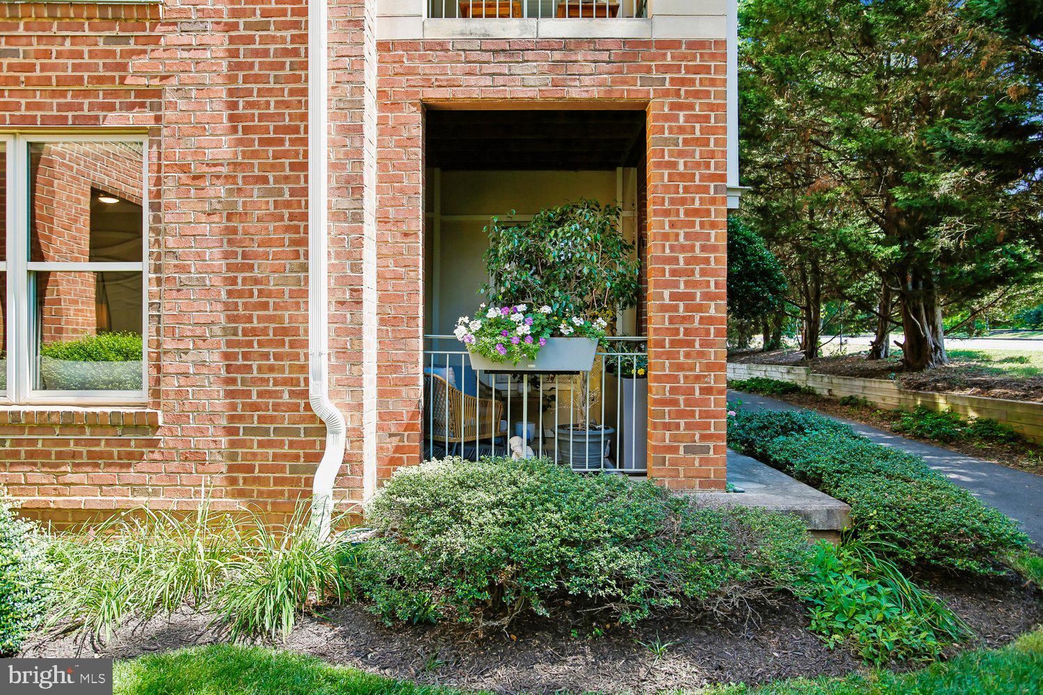 1855 Stratford Park Place, Unit 103 Reston, VA 20190 - Photo 39 of 49 Back Elevation