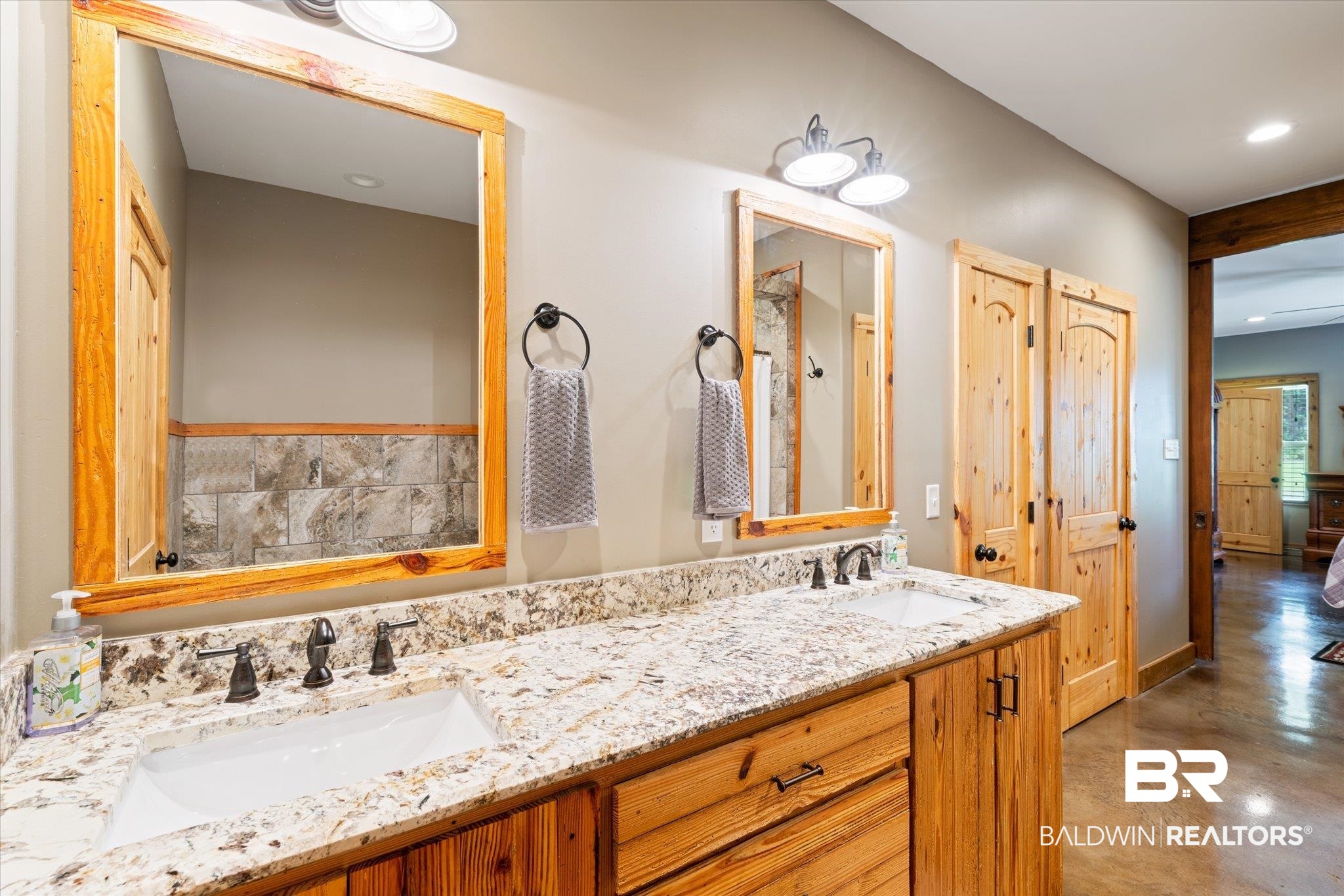 17495 Sawyer Road Robertsdale, AL 36567 - Photo 14 of 46