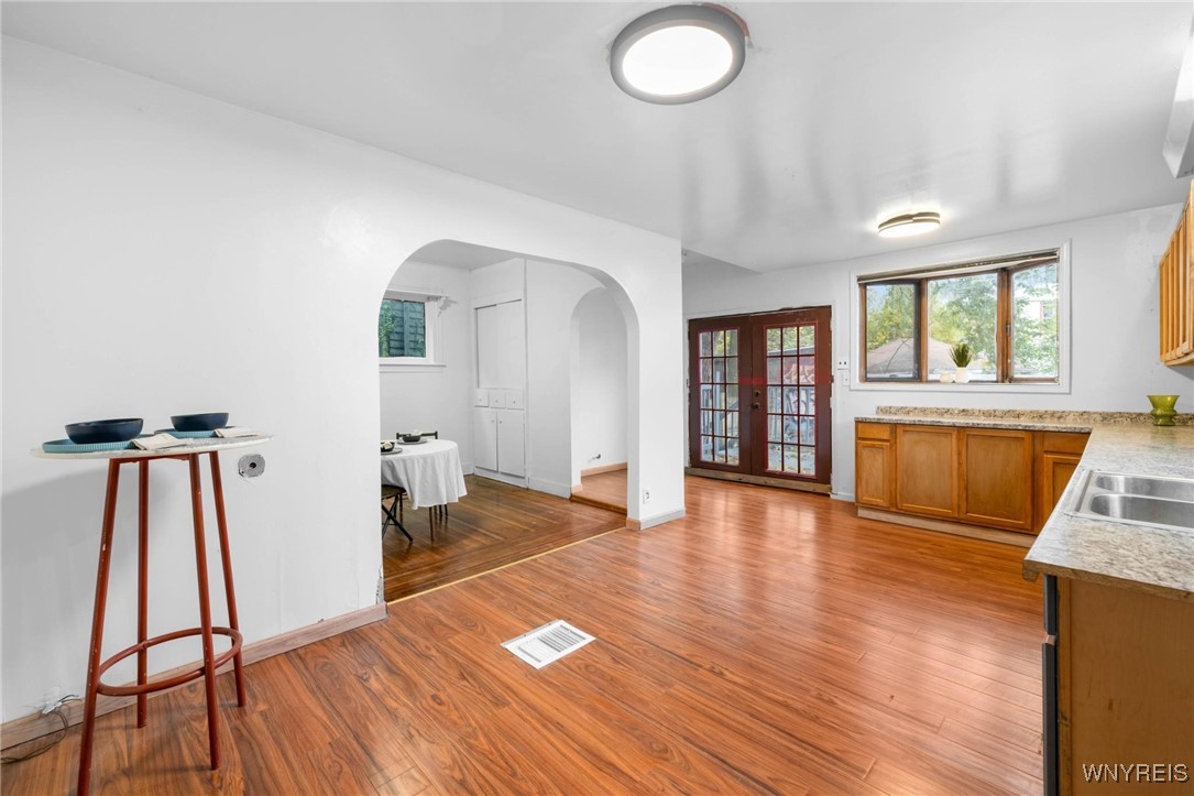 114 School Street Buffalo, NY 14213 - Photo 14 of 28