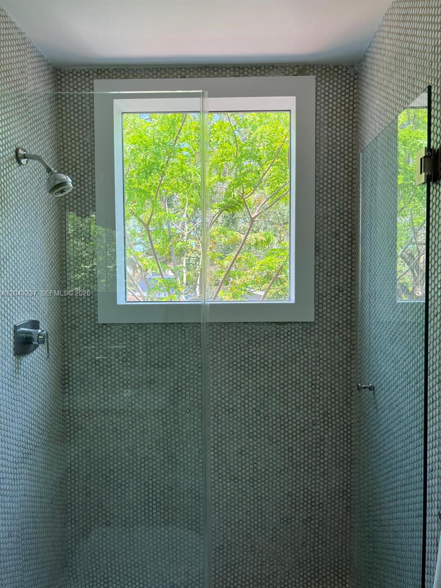 4101 Battersea Road, Unit 1 Miami, FL 33133 - Photo 21 of 25