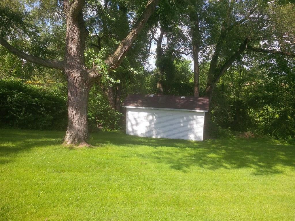 4511 Battle Ridge Road Oakdale, PA 15071 - Photo 20 of 24 shed longshot/yard