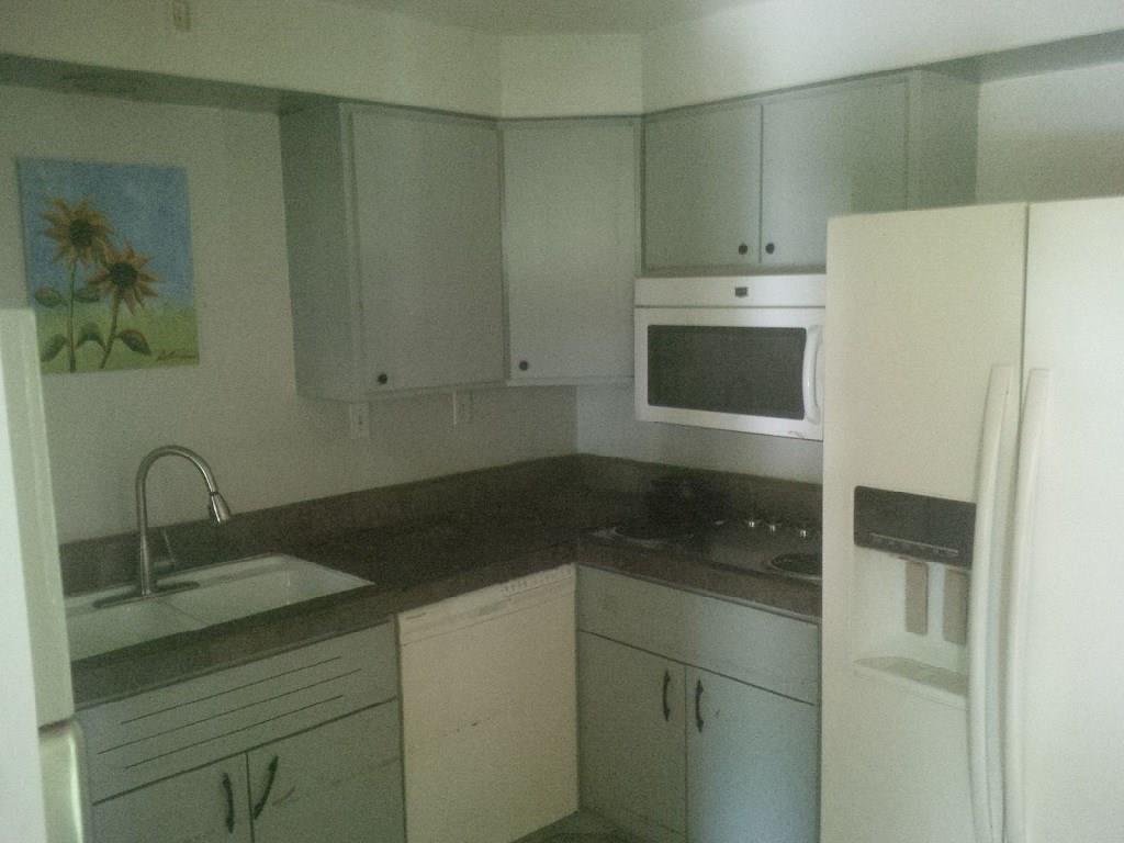 4511 Battle Ridge Road Oakdale, PA 15071 - Photo 9 of 24 kitchen