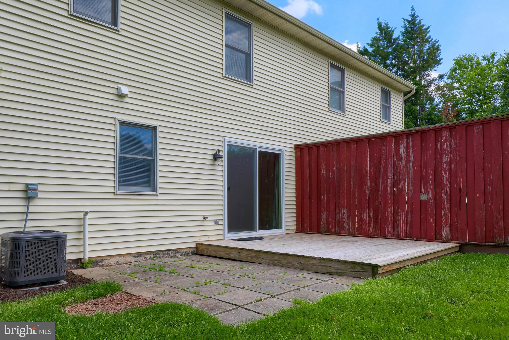 210 Boxwood Road Manchester, PA 17345 - Photo 5 of 31 Gallery Image 5