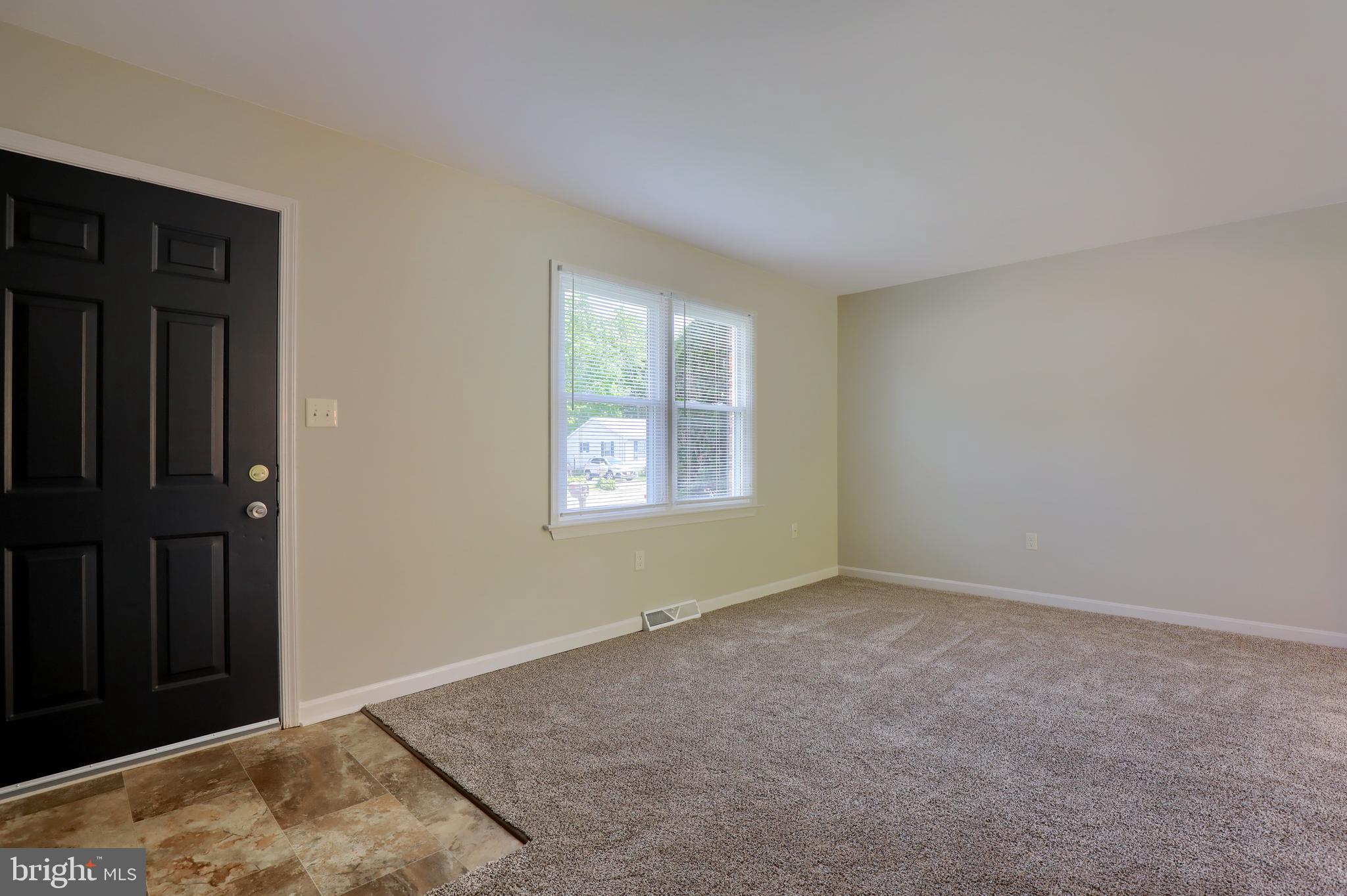 210 Boxwood Road Manchester, PA 17345 - Photo 8 of 31 Gallery Image 8