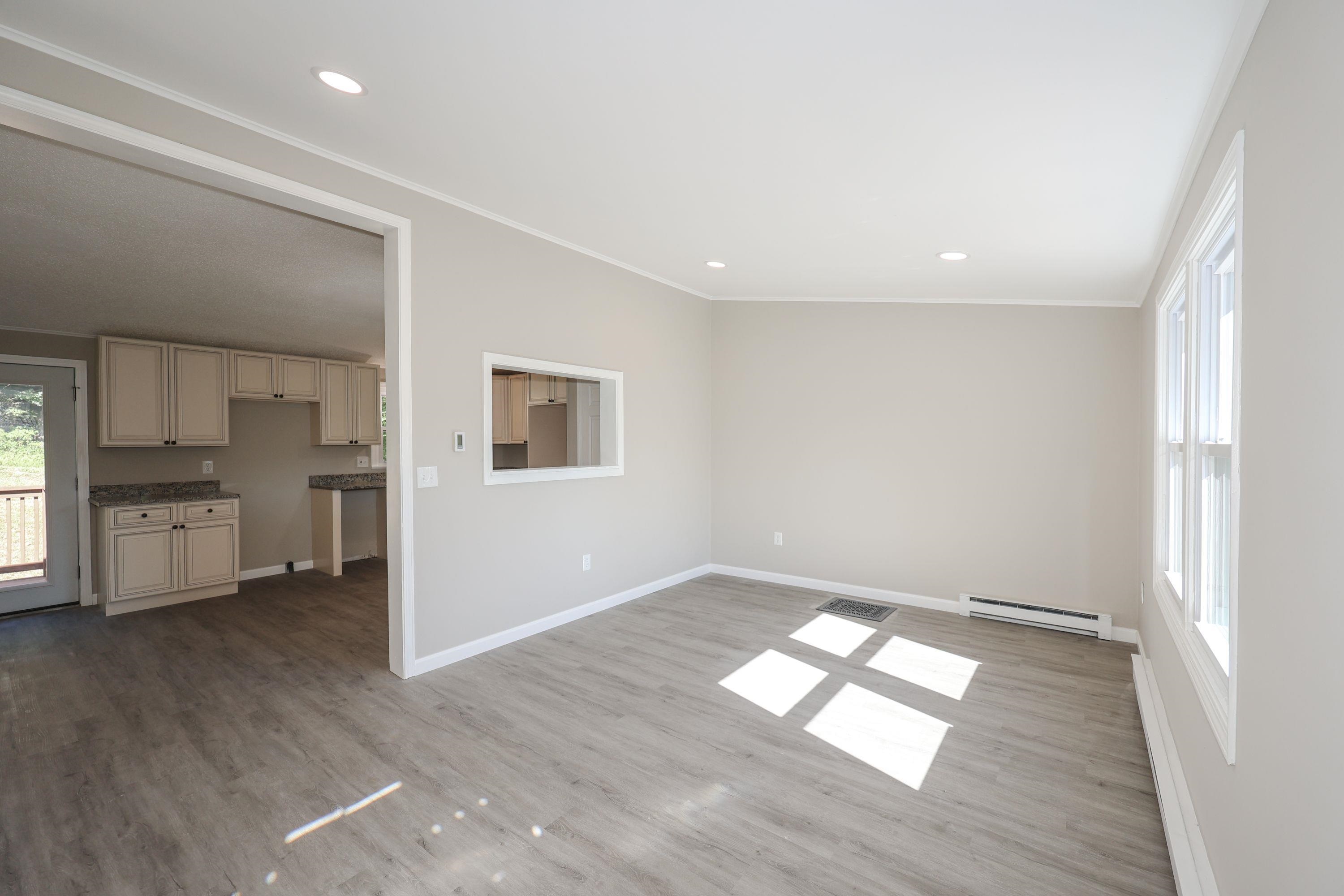 214 Hampstead Road Derry, NH 03038 - Photo 27 of 29