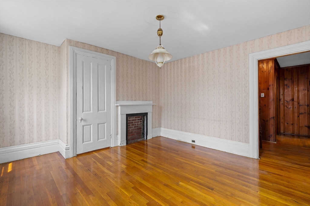 22-24 Greenview Avenue Boston, MA 02130 - Photo 4 of 41