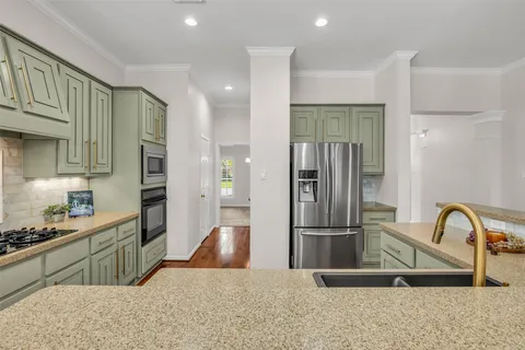 $679,000 | 26 Dove Trace Circle, The Woodlands, TX 77382