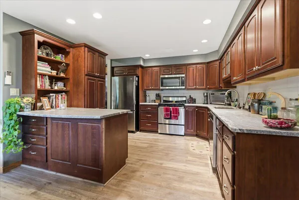 $394,900 | 35 Estates Drive, Unit 3, Manchester, ME 04351