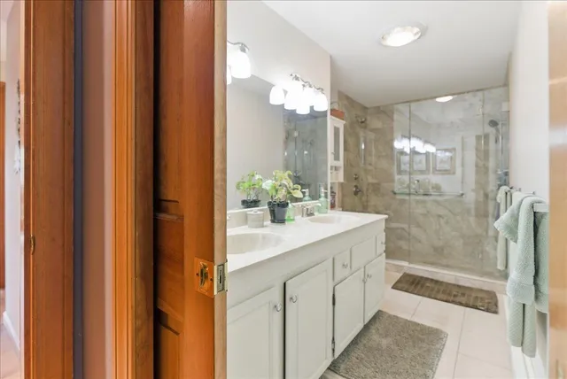 $399,900 | 35 Estates Drive, Unit 3, Manchester, ME 04351