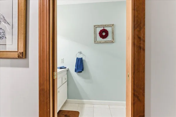 $394,900 | 35 Estates Drive, Unit 3, Manchester, ME 04351