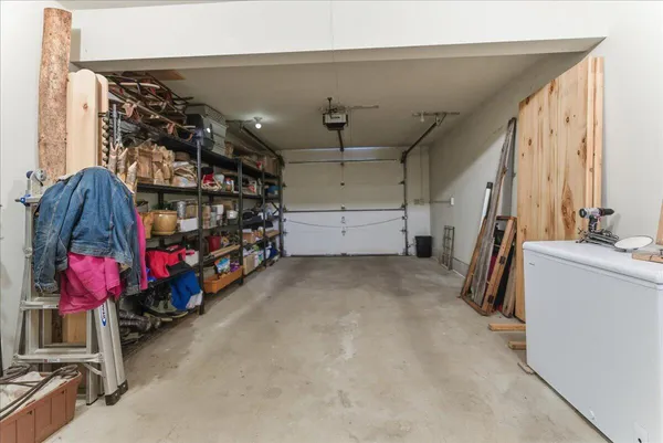 $394,900 | 35 Estates Drive, Unit 3, Manchester, ME 04351