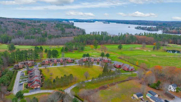 $394,900 | 35 Estates Drive, Unit 3, Manchester, ME 04351