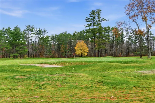 $394,900 | 35 Estates Drive, Unit 3, Manchester, ME 04351