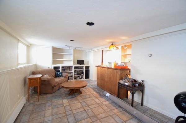 44 Plant Road Waltham, MA 02451 - Photo 8 of 10