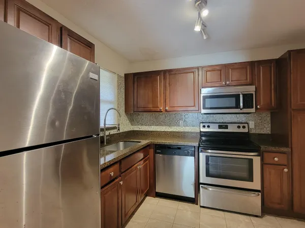 $235,000 | 2539 Northwest 49th Terrace, Unit 703, Pompano Beach, FL 33063