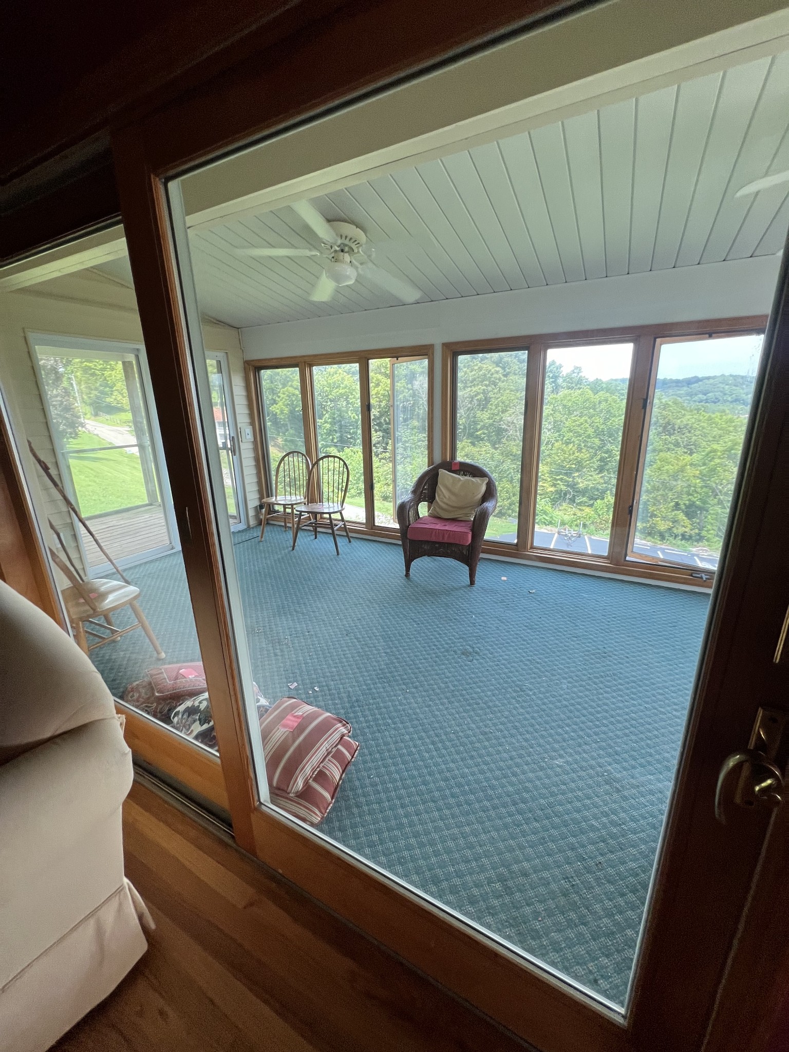 207 Roberts Loop Celina, TN 38551 - Photo 11 of 27 Gallery Image 11