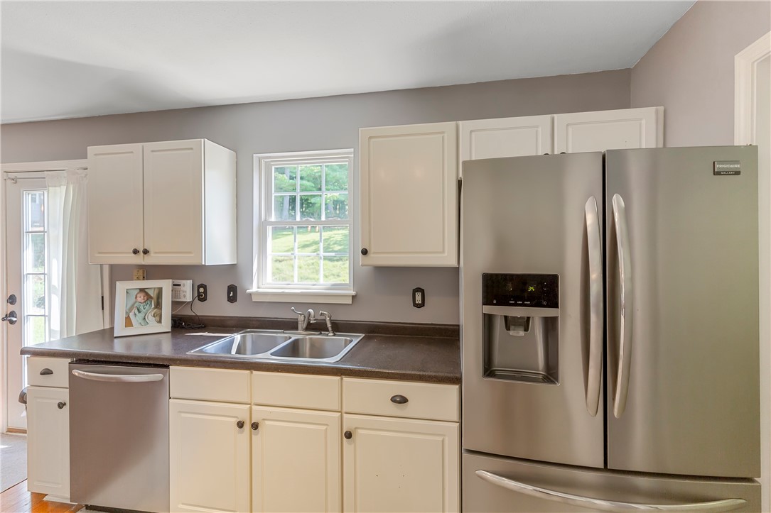 155 Clydesdale Road Seneca, SC 29678 - Photo 3 of 27 Gallery Image 3