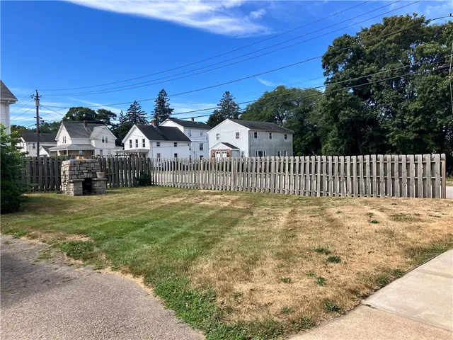 $699,999 | 67 Cross Street, Westerly, RI 02891
