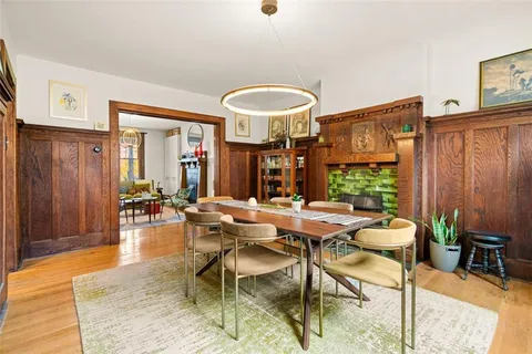 a view of a livingroom with furniture and window