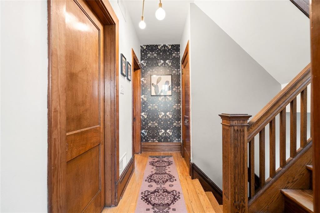 303 Kearsarge Street Pittsburgh, PA 15211 - Photo 32 of 50 a view of a balcony