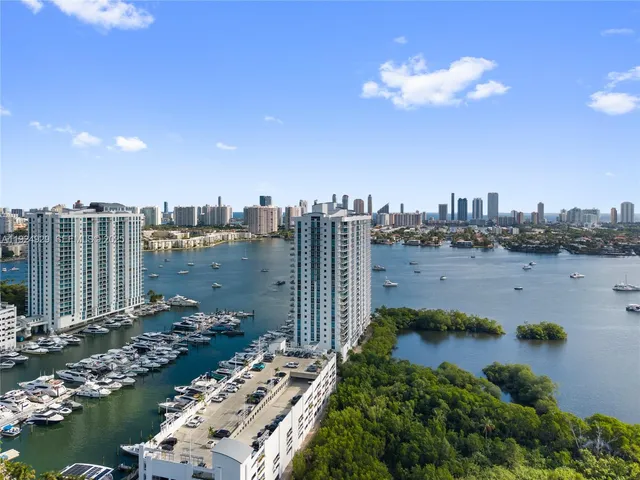 $1,450,000 | 17111 Biscayne Boulevard, Unit 2002, North Miami Beach, FL 33160