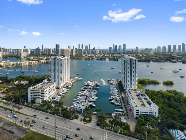 $1,450,000 | 17111 Biscayne Boulevard, Unit 2002, North Miami Beach, FL 33160