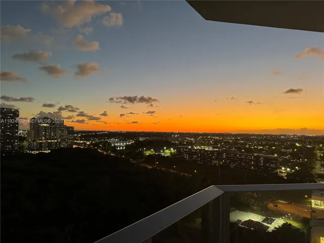 $1,450,000 | 17111 Biscayne Boulevard, Unit 2002, North Miami Beach, FL 33160