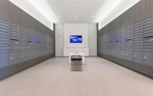 $1,450,000 | 17111 Biscayne Boulevard, Unit 2002, North Miami Beach, FL 33160