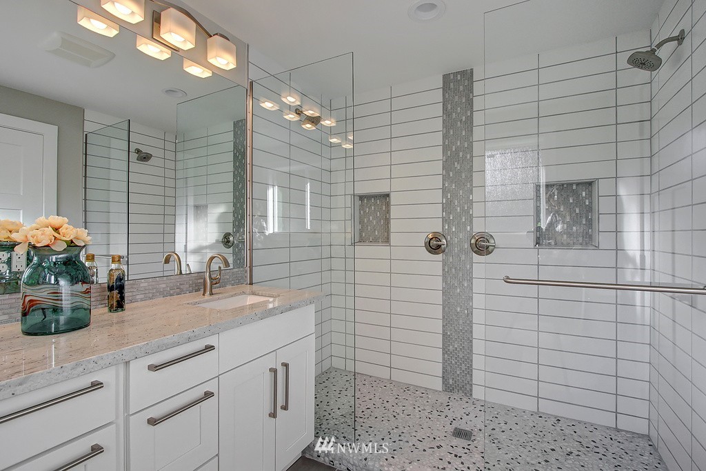 23723 5th Avenue West Bothell, WA 98021 - Photo 12 of 17