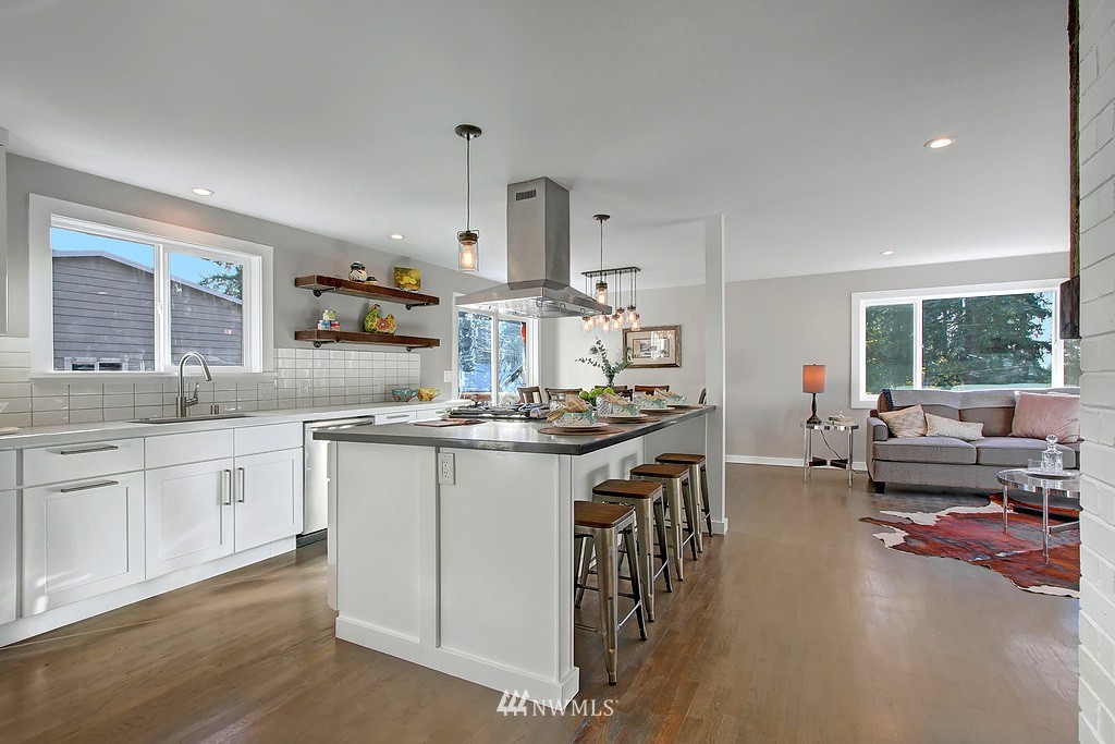 23723 5th Avenue West Bothell, WA 98021 - Photo 7 of 17
