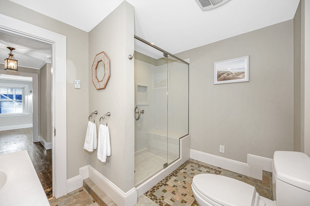 29 Knollwood Road Reading, MA 01867 - Photo 20 of 36 Gallery Image 20