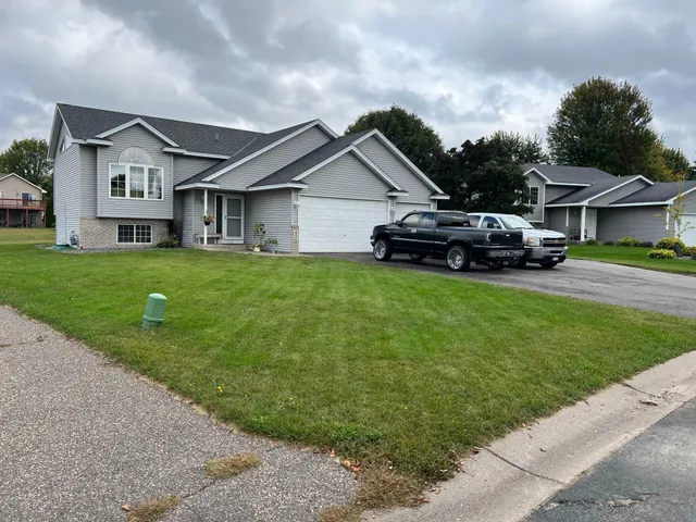 $374,900 | 4531 230th Lane Northwest, St. Francis, MN 55070