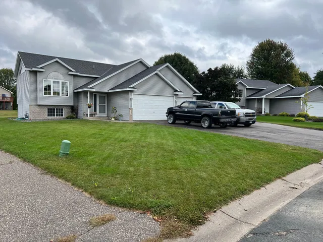 $374,900 | 4531 230th Lane Northwest, St. Francis, MN 55070