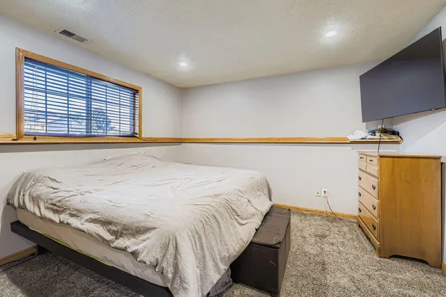 $374,900 | 4531 230th Lane Northwest, St. Francis, MN 55070