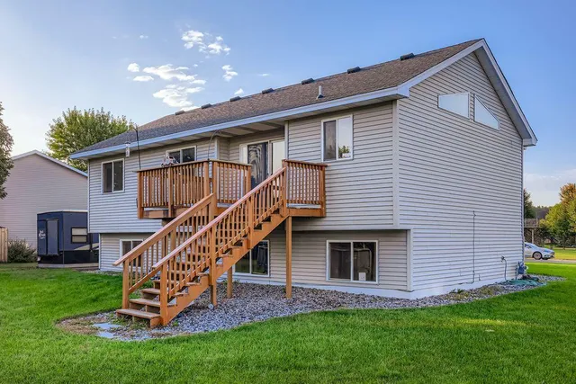 $374,900 | 4531 230th Lane Northwest, St. Francis, MN 55070