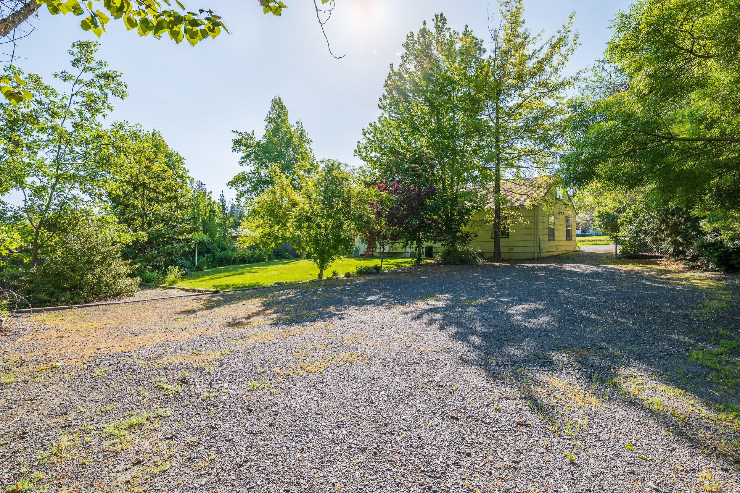 2576 New Hope Road Grants Pass, OR 97527 - Photo 32 of 44 2576SWNewHopeRd-031