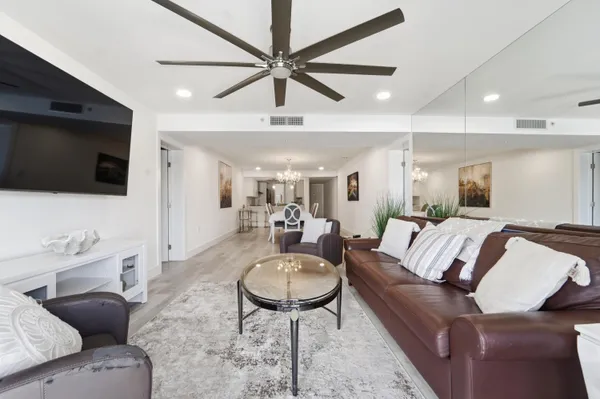 $590,000 | 2501 Marina Isle Way, Unit 203, Jupiter, FL 33477